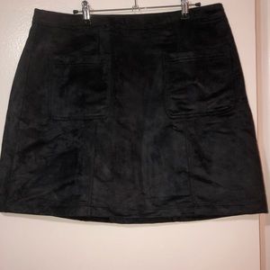 Old Navy suede mini skirt